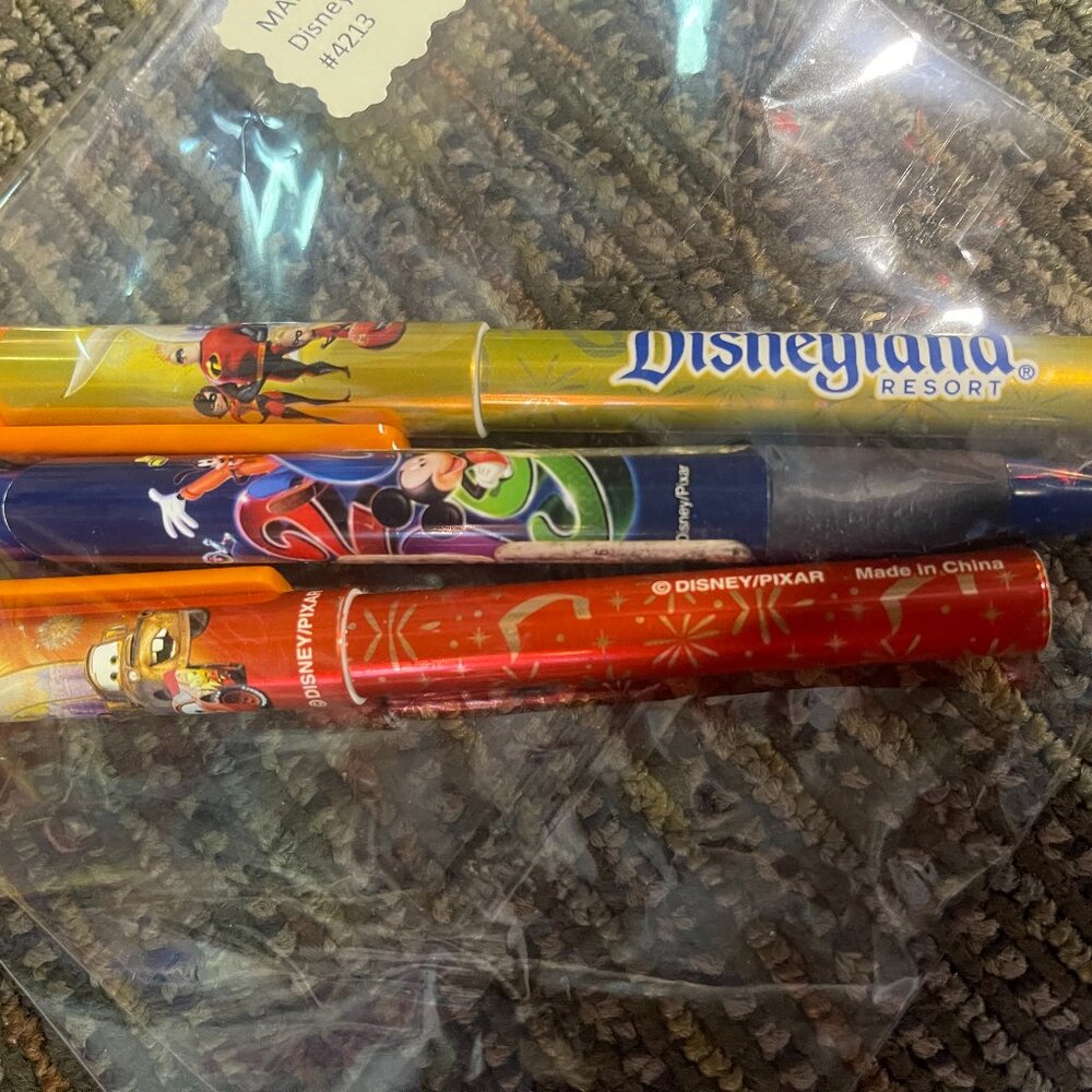 Disneyland Pens (3) 2009 